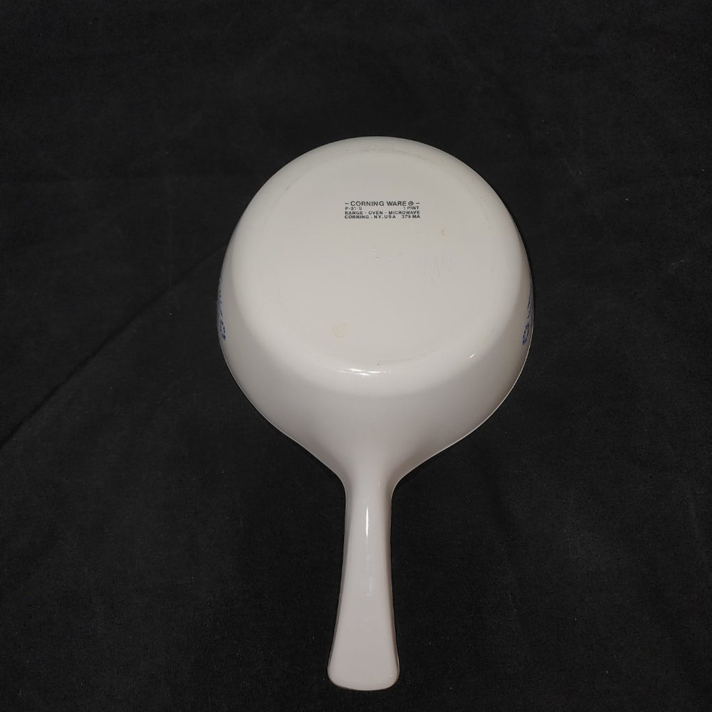 Vintage Corningware 1 Pint Sauce Pan P-31-B - Picture 3 of 4